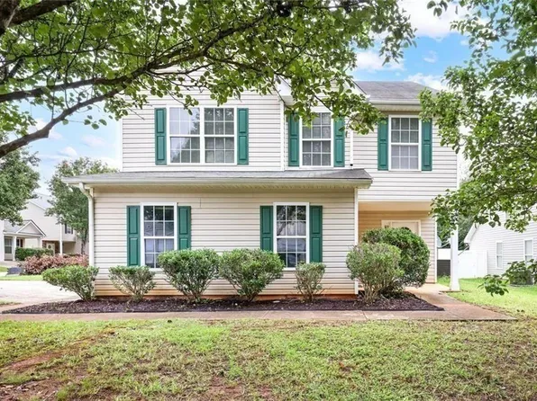 3009 Summer Breeze Dr, Villa Rica, GA 30180