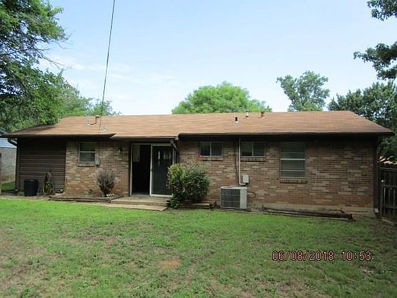 2nd image of 2512 Steven Dr