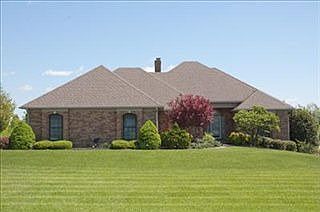 5th image of 204 Eric Dr