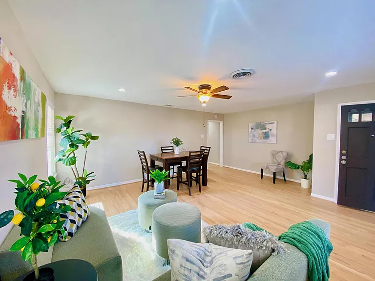 6554 Ascot Ln — Photo 4