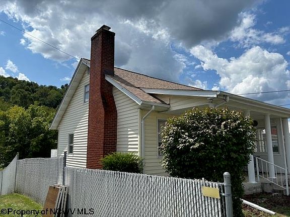 2nd image of 22 Reger Ave
