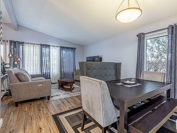 4th image of 67 Forest Dr