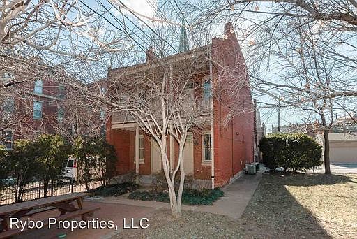 1st image of 1909 S 8th St #A
