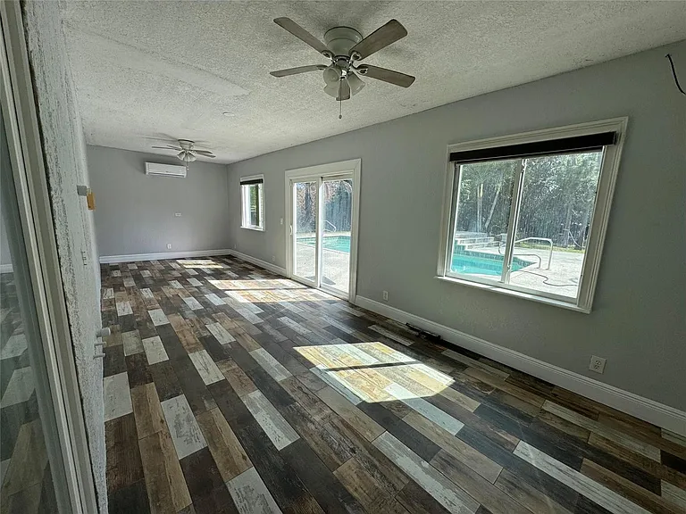 12146 Orange Blvd — Photo 4