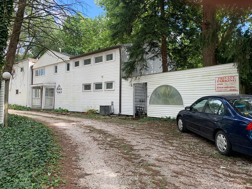 615 W Kirby Ave #1