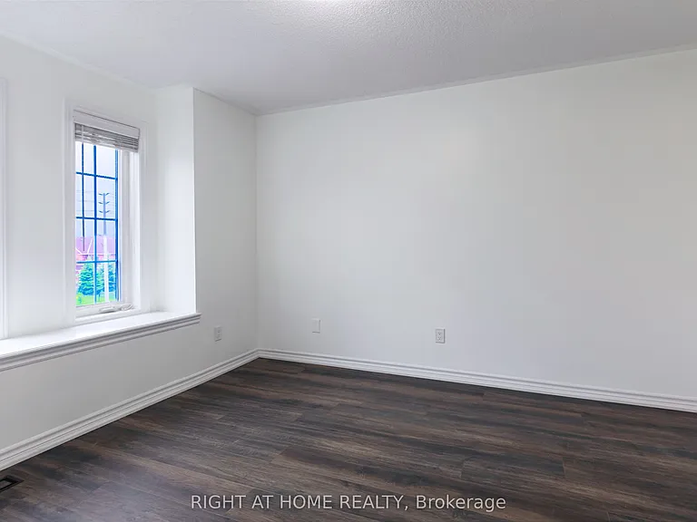 11 Telegraph St #UPPER — Photo 36