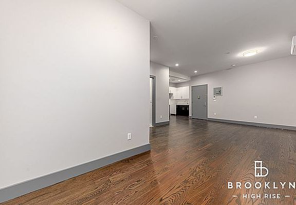 3rd image of 1275 Putnam Ave #3A