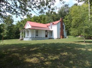 2562 Lower Lick Creek Rd, Linden, TN 37096