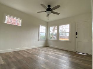 1122 N Baxter St, Coquille, OR 97423