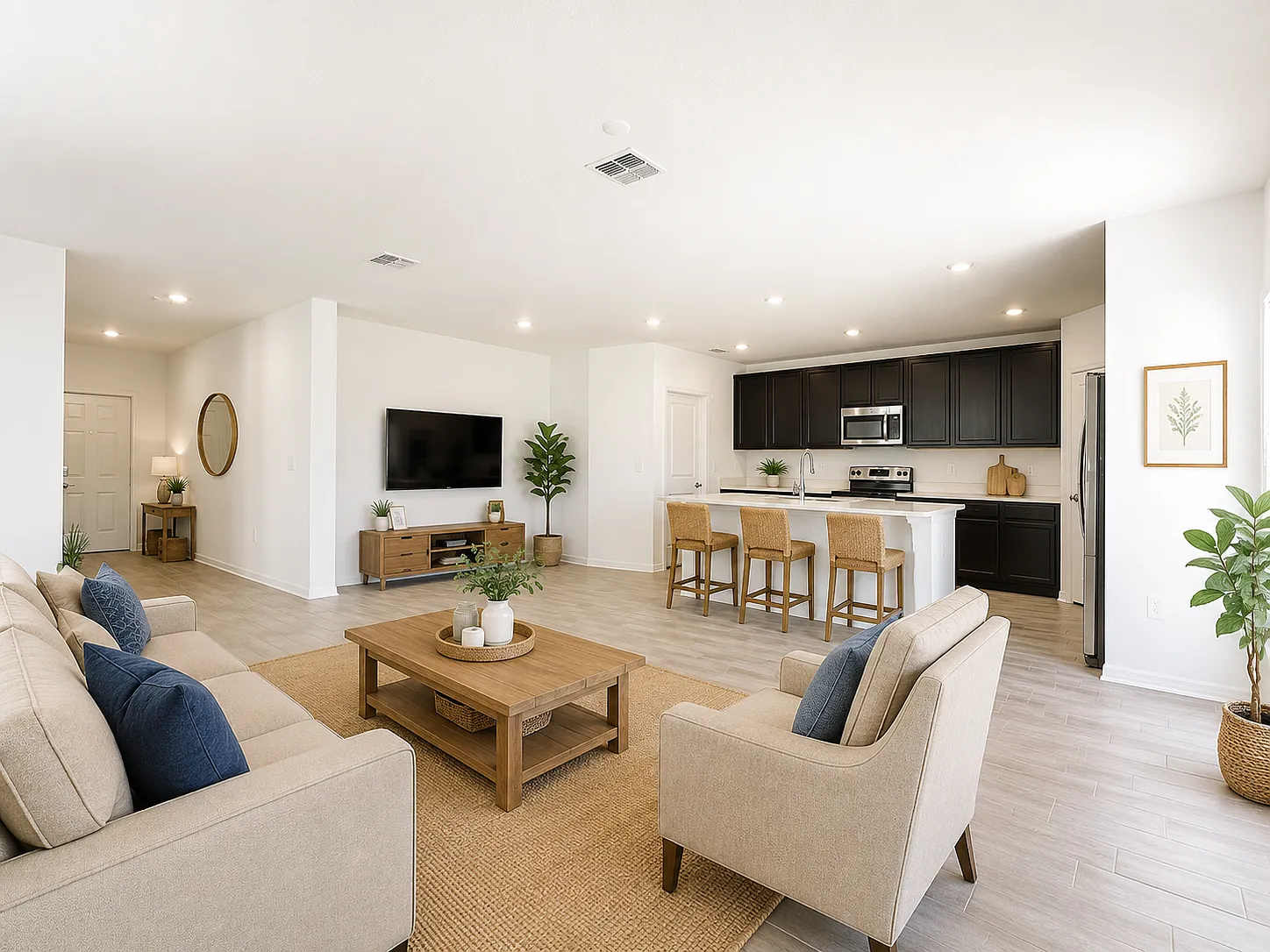 5 bed, 2.5 bath, 2215 sqft, $2,300 — Photo 3