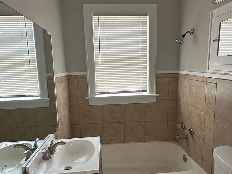 139 E Lister St — Photo 8