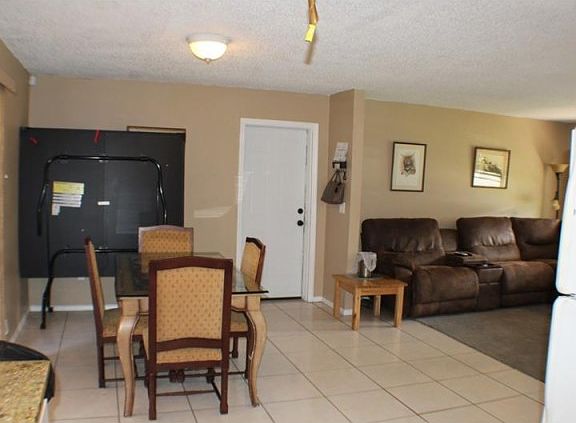 4th image of 6517 Aladdin Dr