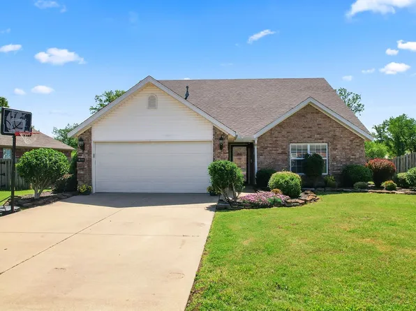 340 McKissic Spring Rd, Centerton, AR 72719