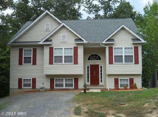 966 Santa Rosa Ln, Lusby, MD 20657