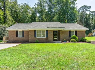 2508 Steeple Chase Dr, Trent Woods, NC 28562