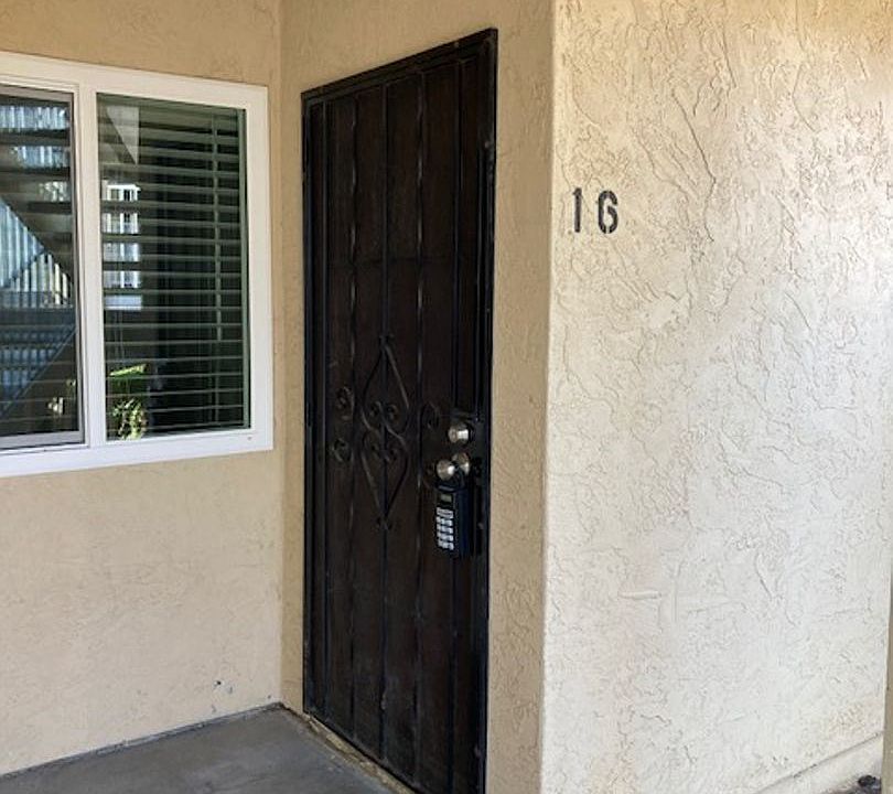 1st image of 433 Autumn Dr APT 16