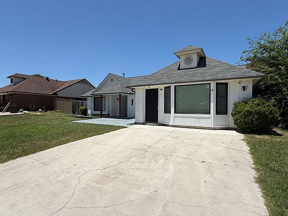 2nd image of 3311 Paintrock Dr