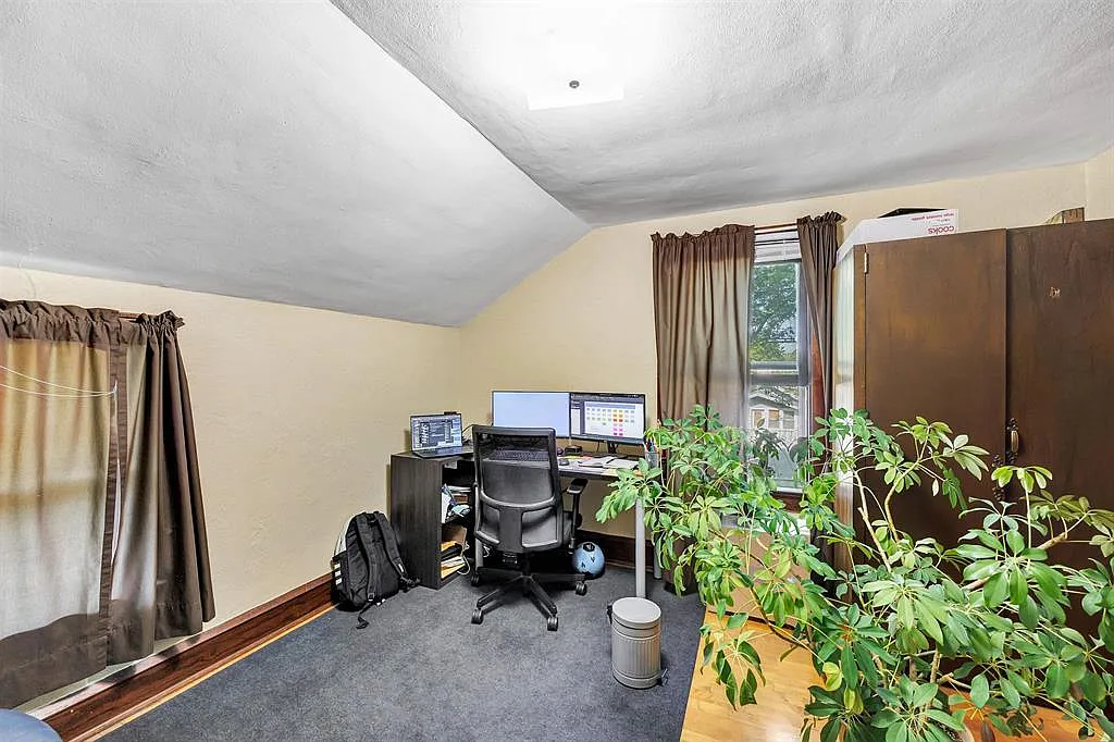 2 bed, 800 sqft, $1,100 — Photo 4