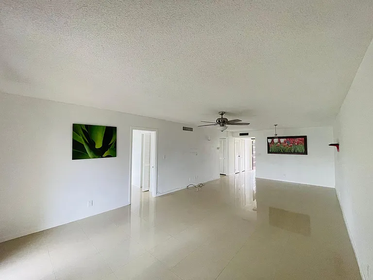 6300 S Falls Circle Dr #412 — Photo 14
