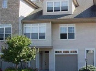 1844 Harmon Dr, Wyoming, OH 45215