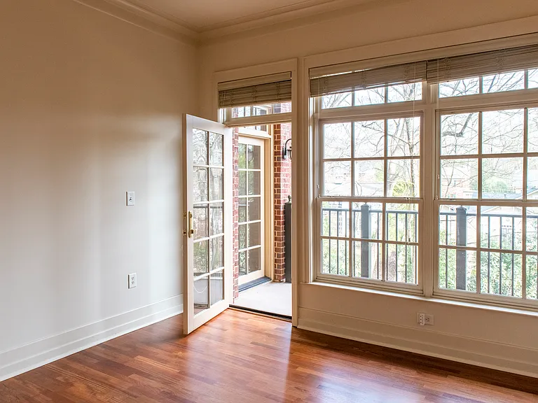 1717 N Decatur Rd NE #310 — Photo 2
