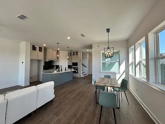 3359 Loam Ln — Photo 3