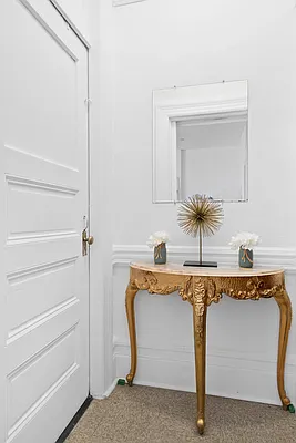 Sold by Compass | media 14