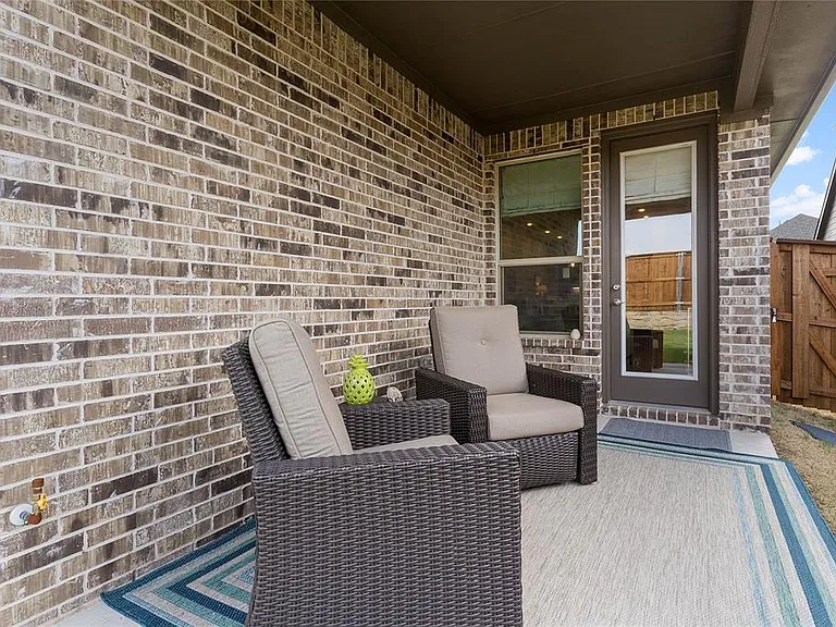 3908 Starlight Creek Dr — Photo 37