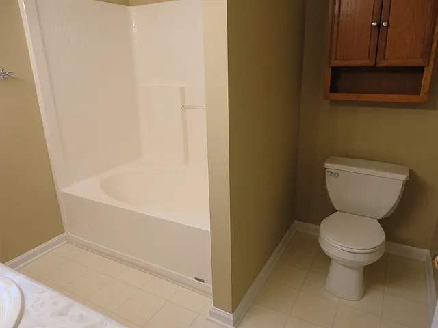 10193 Stillwell Dr — Photo 9