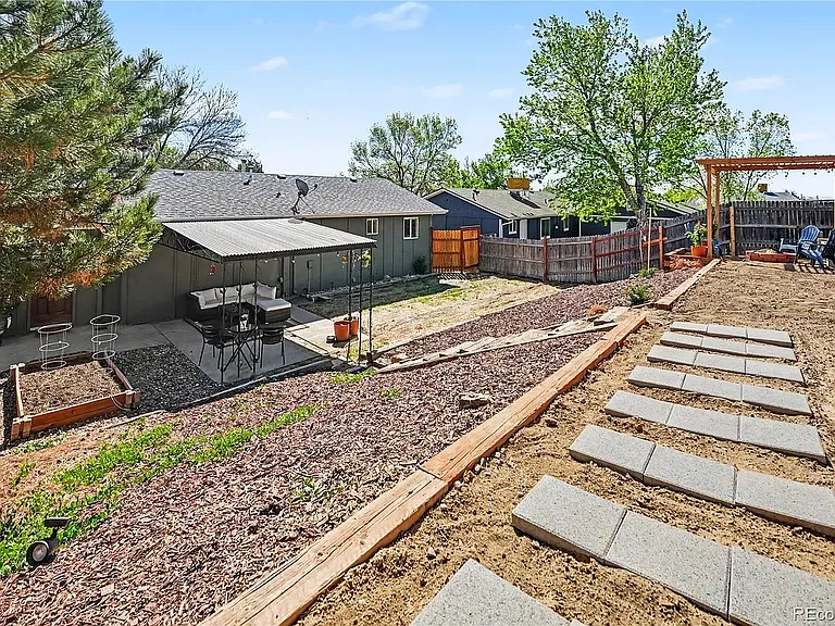 8207 High St — Photo 21
