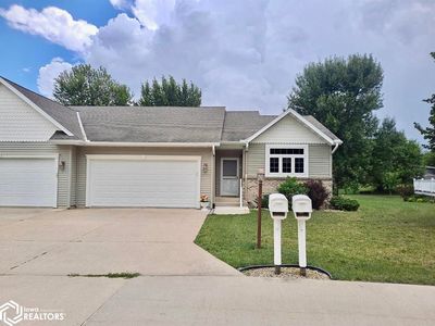 1310 Village Rd UNIT UNIT B 1, Clear Lake, IA, 50428