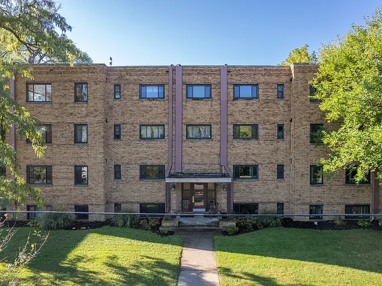 1919 Ottawa Dr — Photo 10