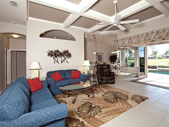 3rd image of 3551 Royal Palm Dr