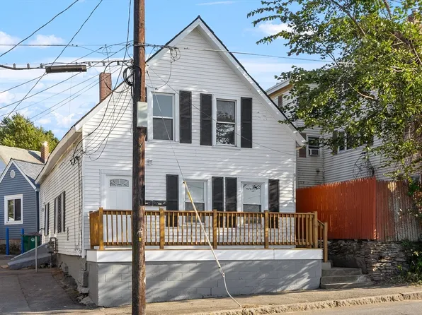 98 Laurel St, Fitchburg, MA 01420