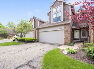 4568 Avondale Blvd NW, Canton, OH 44708