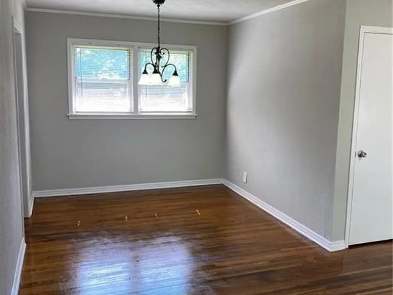 9316 Greystone Ave — Photo 5