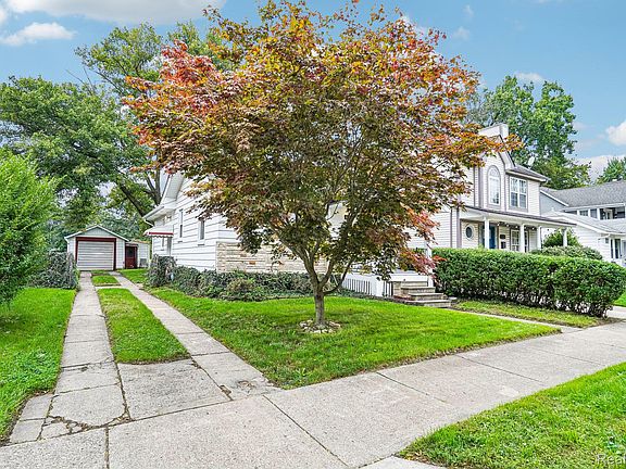 2nd image of 3227 Grayson St