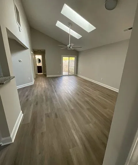1204 Shipyard Blvd — Photo 3