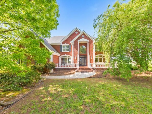 988 Hunters Rdg, Jasper, GA 30143