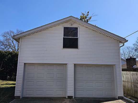 4th image of 2509 W Euclid Ave
