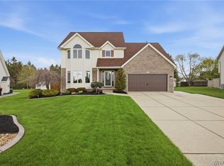 209 Nathans Trl, Lancaster, NY 14086