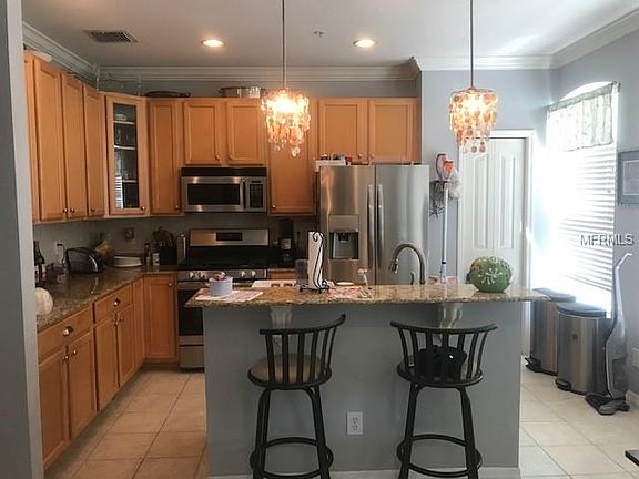 3rd image of 3039 Pointeview Dr