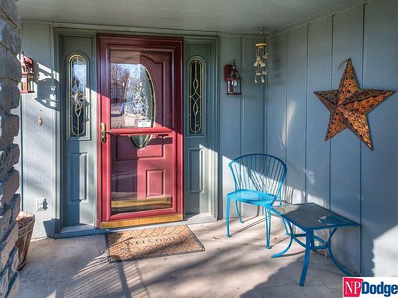 2nd image of 13904 Shirley St
