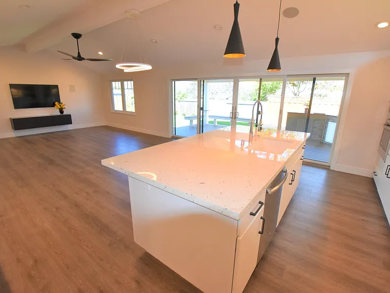 5189 Lassen Ave — Photo 22