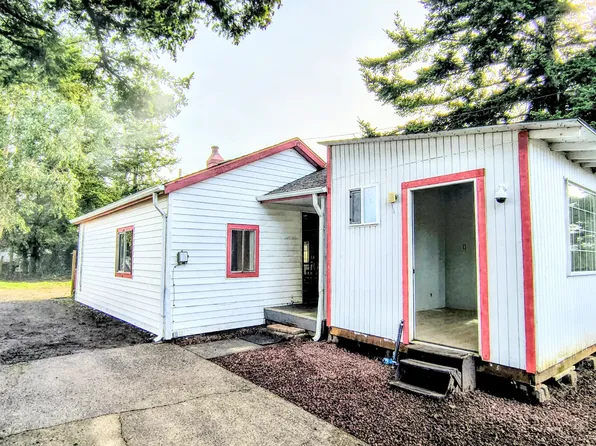 319 N Wall St, Coos Bay, OR 97420