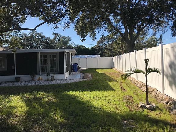 2nd image of 3459 Linden Dr