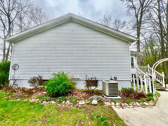 5th image of 8056 Sawdey Rd