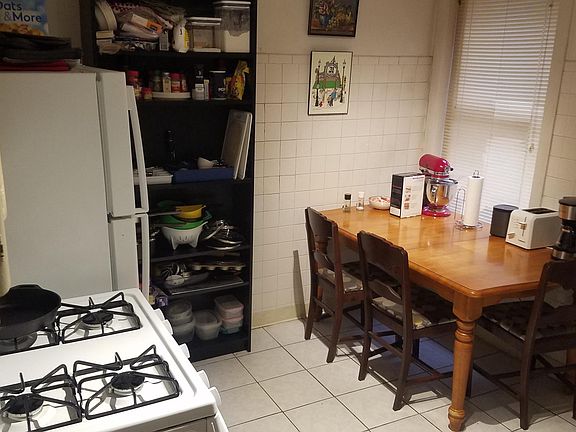 4th image of 2602 N Saint Louis Ave #1