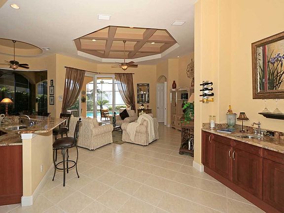 4th image of 5585 Hammock Isles Dr