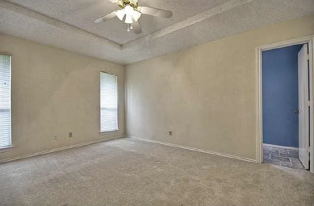 2021 Chalfont Dr — Photo 18